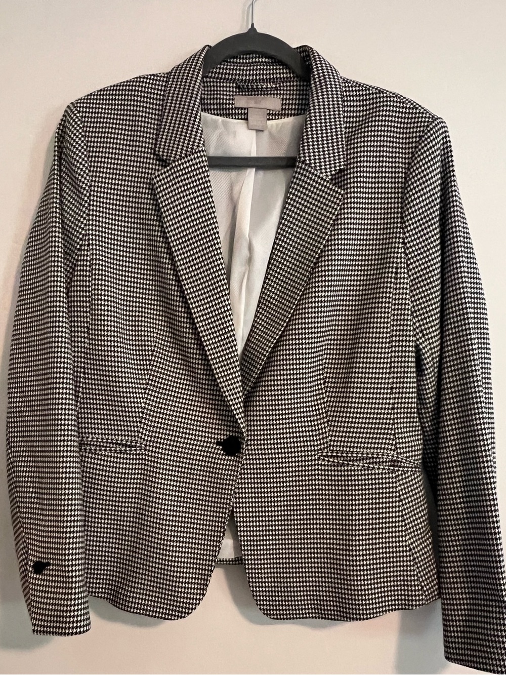 Women's Black and White Houndstooth Blazer